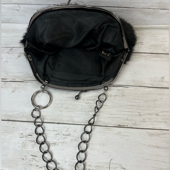 Purse Y2K vintage Black faux fur clutch bag with chain - Picture 8 of 11